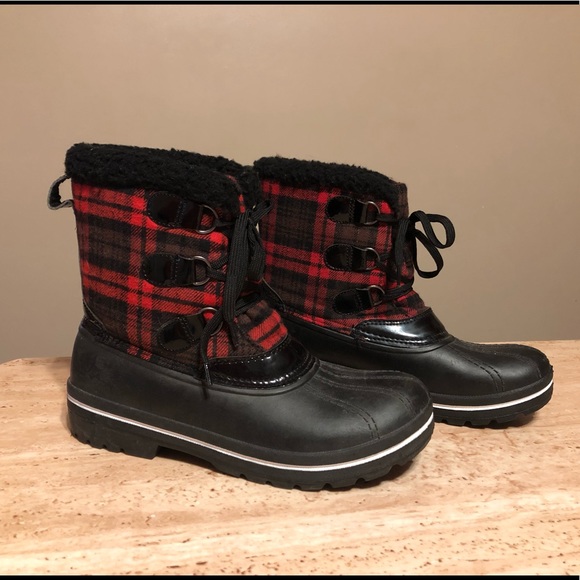 ozark trail Shoes - Woman’s Ozark Trail Thinsulate Boots Size 8